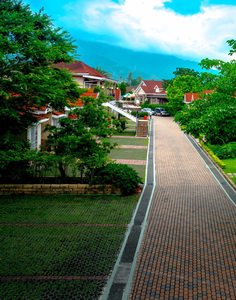 Shan Shui Shen Resortopia Hotel Guanshan Esterno foto